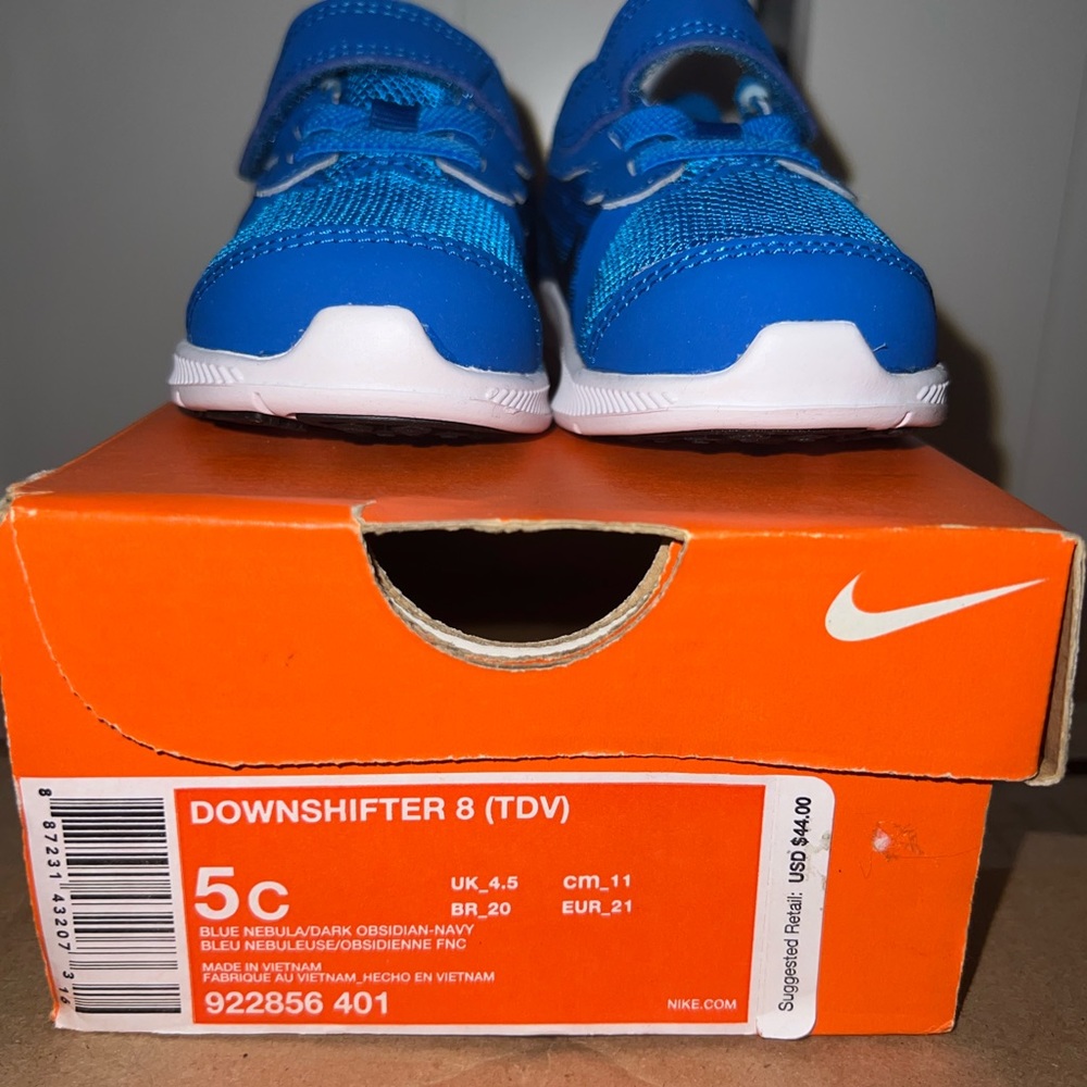 Nike Toddler Downshifter size 5